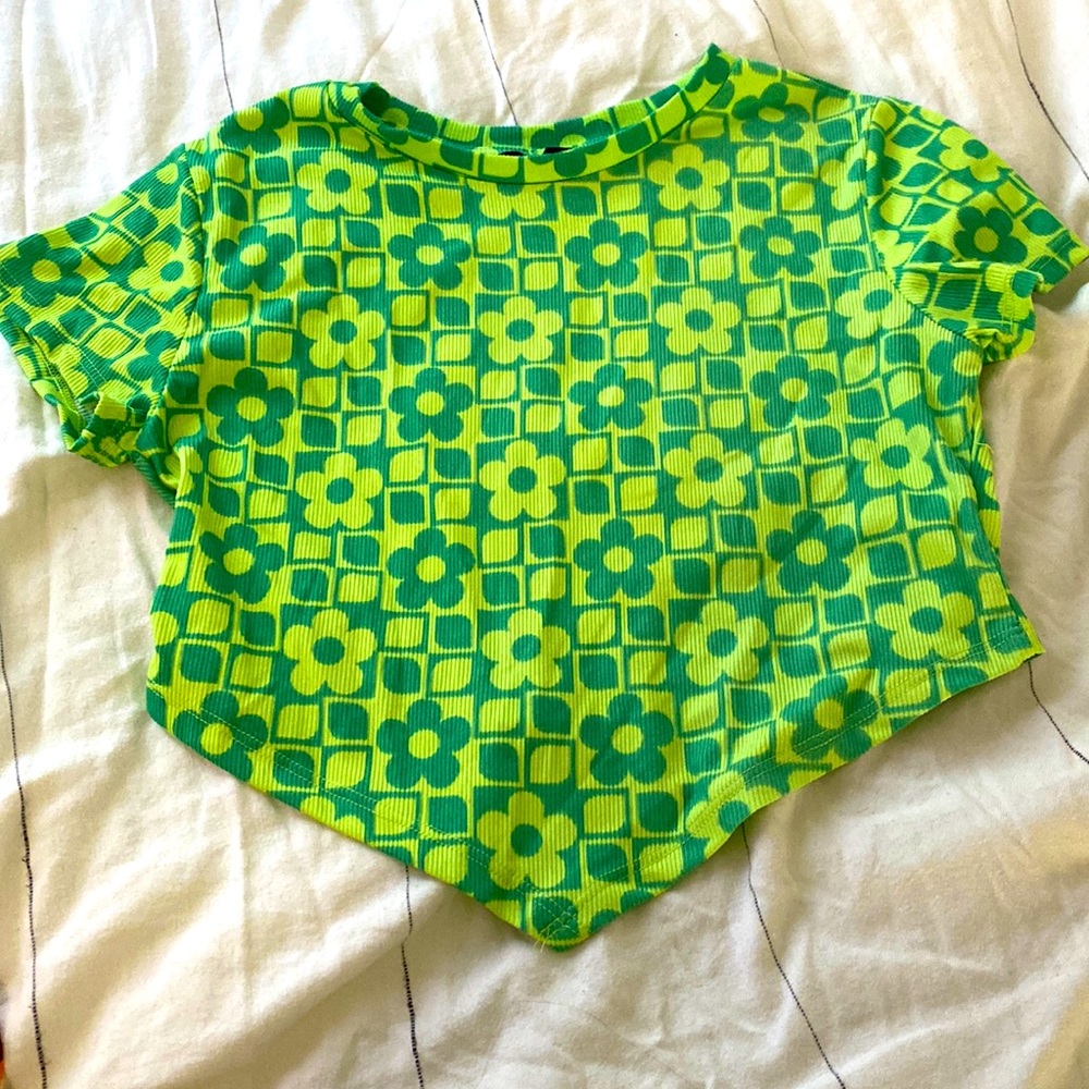 I am selling an indie style tee.